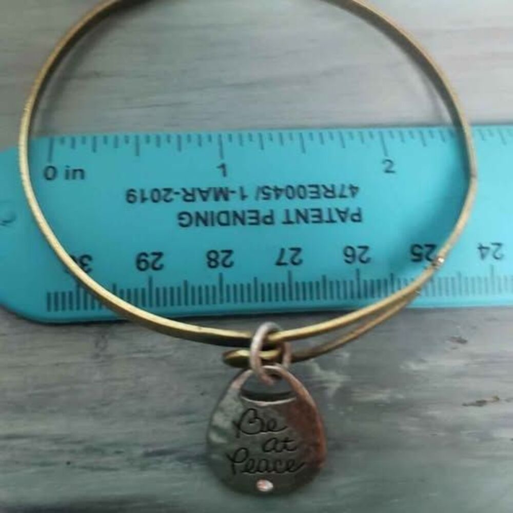 Brighton Be at Peace bracelet - Picture 2 of 2
